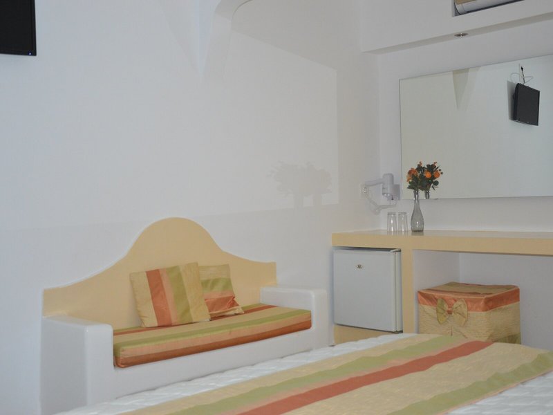 Pantheon Hotel 47