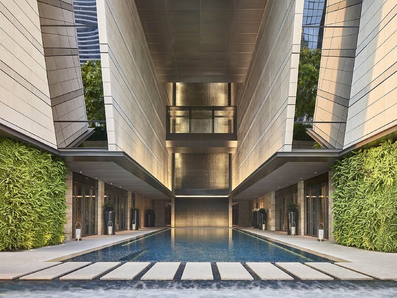 Rosewood Bangkok 3
