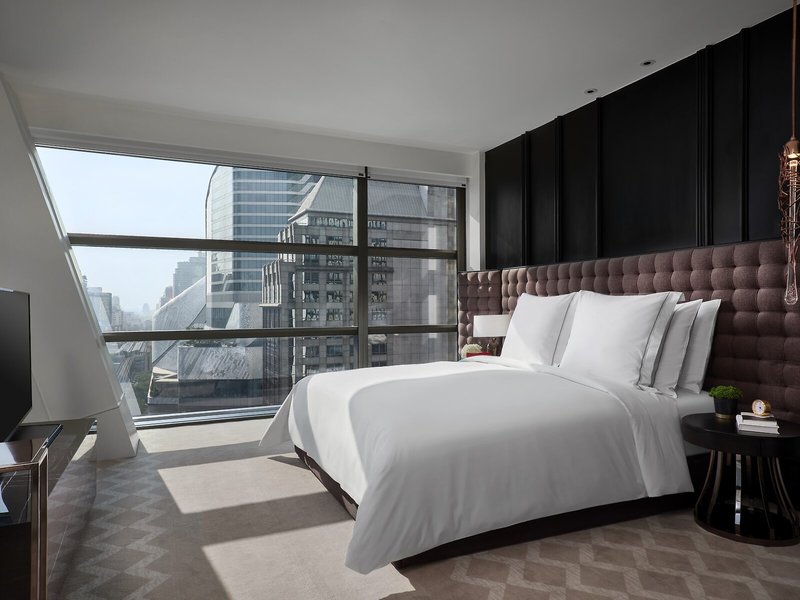 Rosewood Bangkok 14