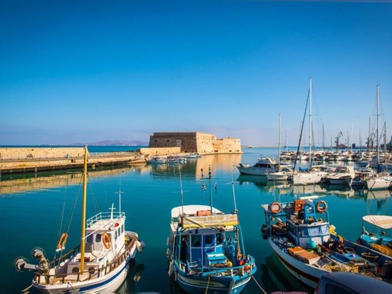 Metropole Urban Hotel 6