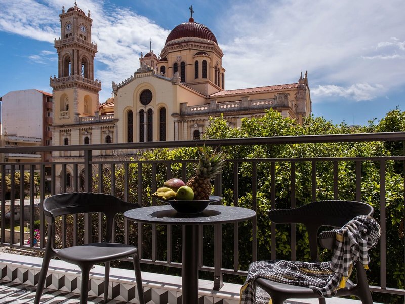 Metropole Urban Hotel 7