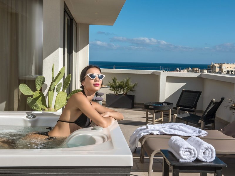 Metropole Urban Hotel 11