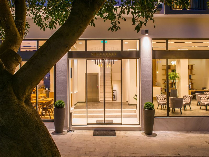 Metropole Urban Hotel 13