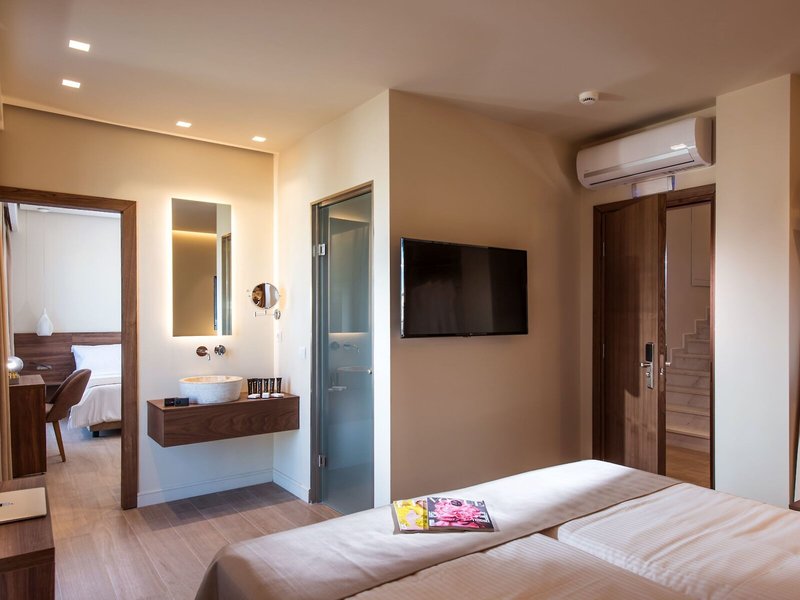 Metropole Urban Hotel 43