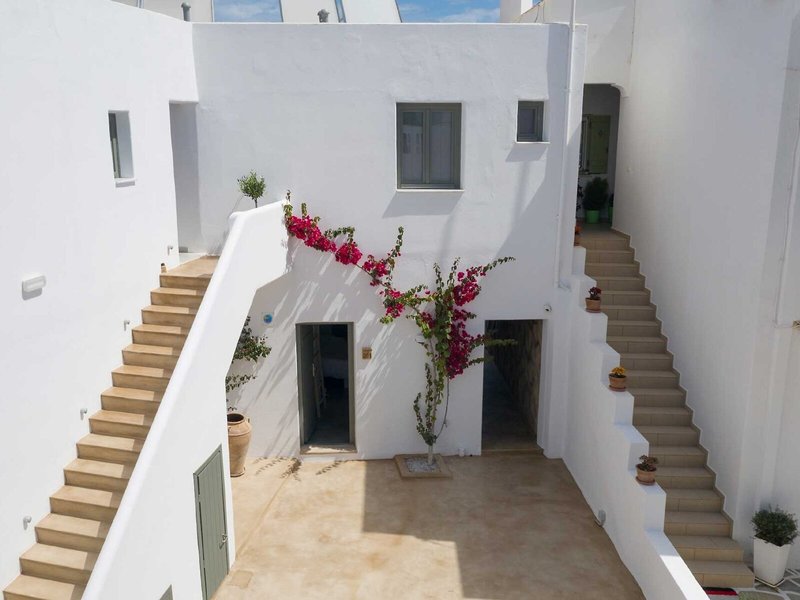 Bohemian Luxury Boutique Hotel 15