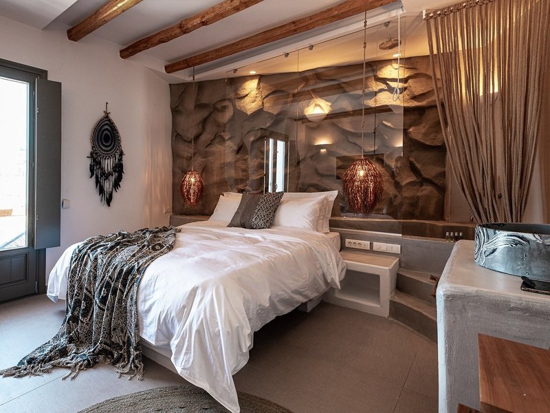 Bohemian Luxury Boutique Hotel 26