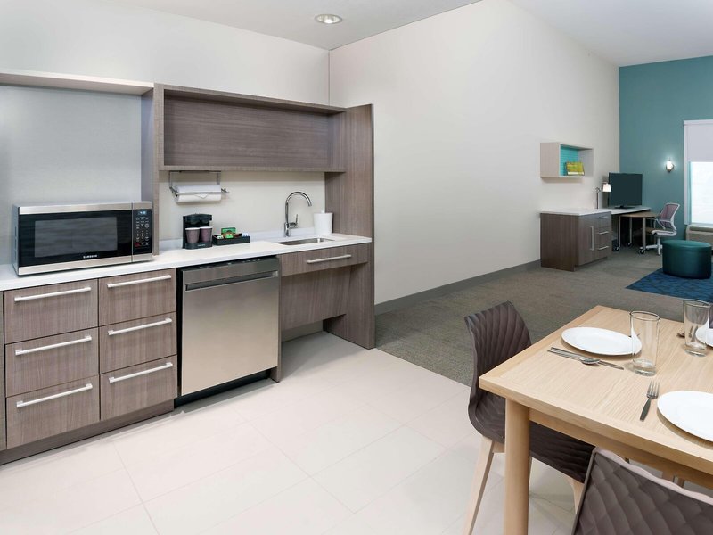 Home2 Suites by Hilton Orlando Near Universal 7
