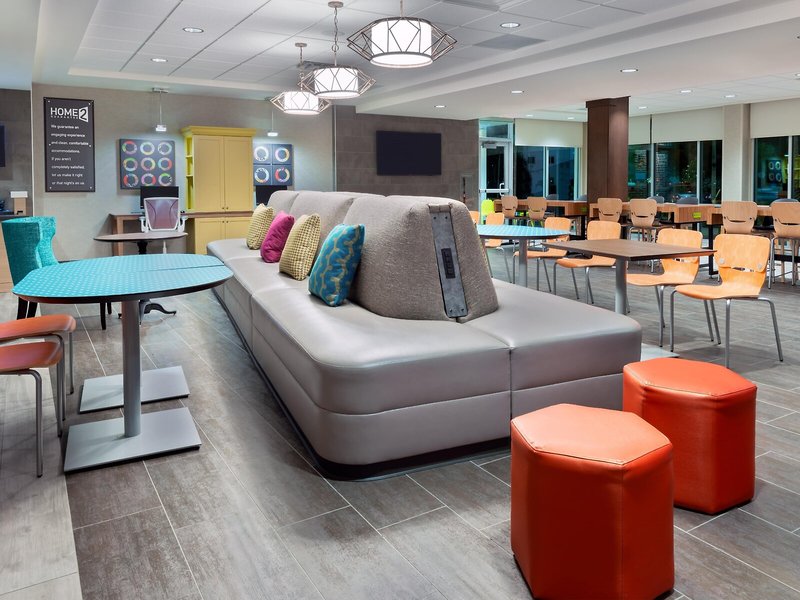 Home2 Suites by Hilton Orlando Near Universal 9