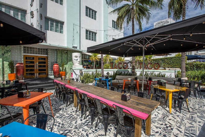 Catalina Hotel & Beach Club 14