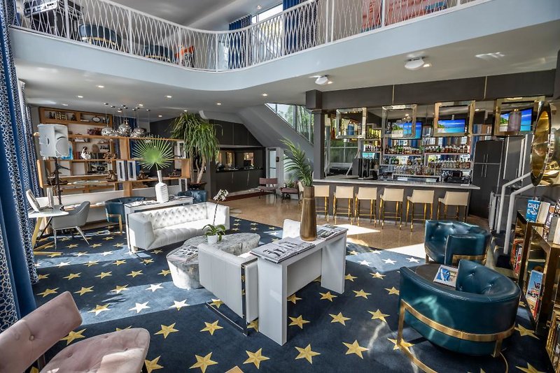 Catalina Hotel & Beach Club 29