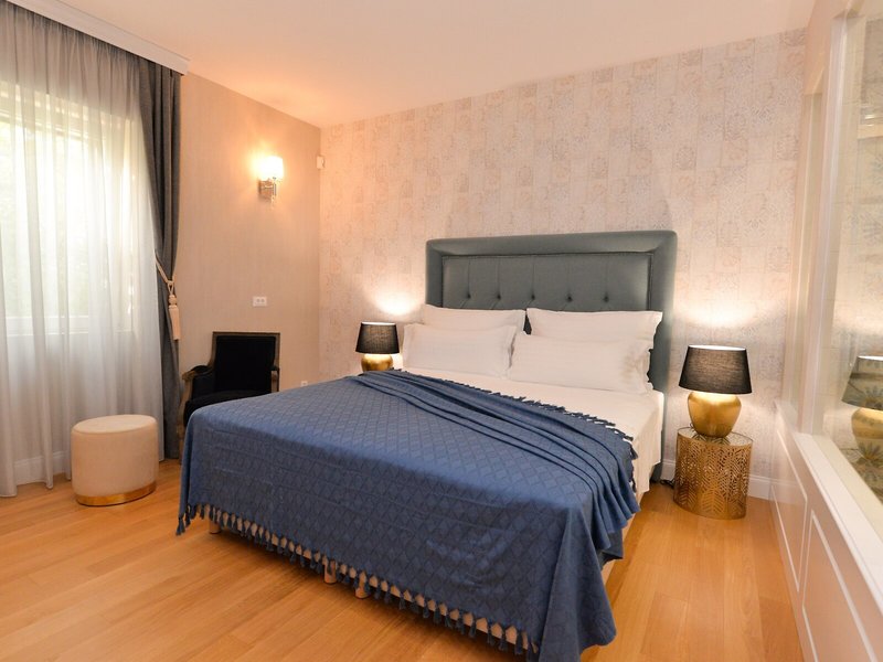 The Duke Luxury Rooms 4