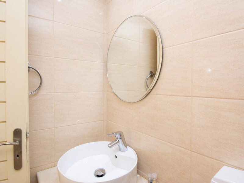 Bella Vista Sissi 29 - Bathroom Example