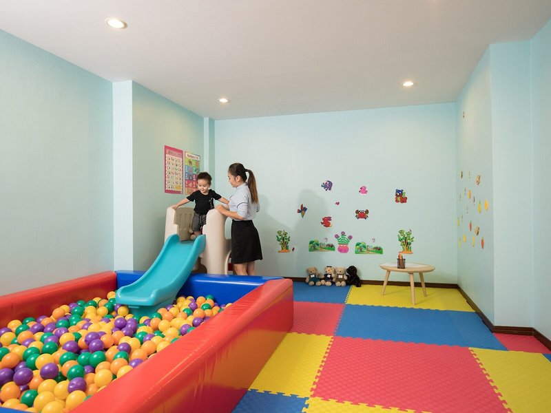 Oakwood Hotel Journeyhub Pattaya 7