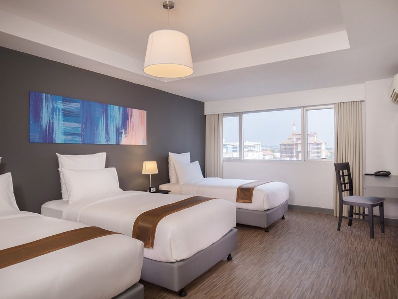 Oakwood Hotel Journeyhub Pattaya 12