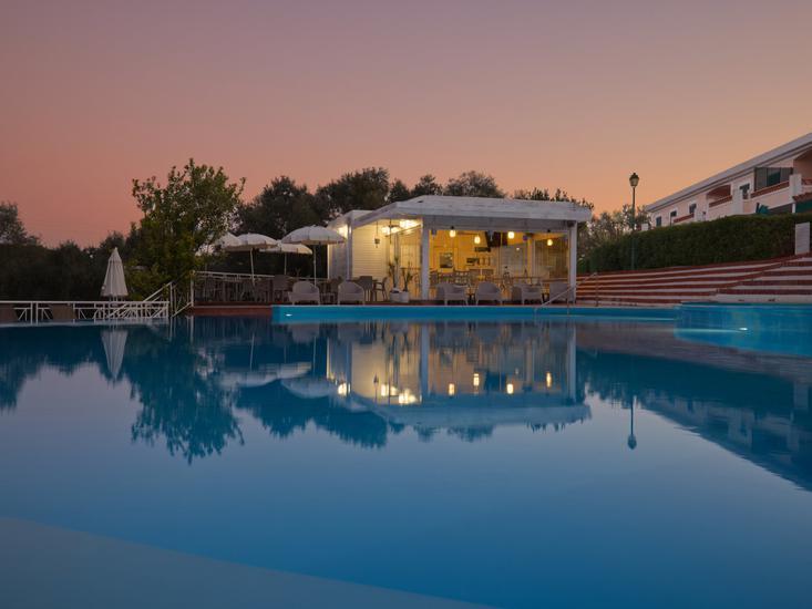 Longevity Cegonha Country Club 2 - Outdoor Pool