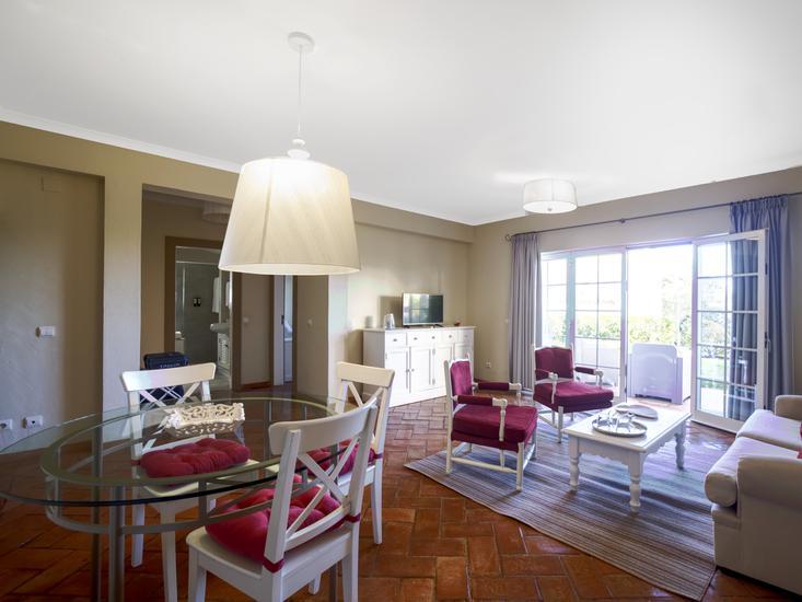 Longevity Cegonha Country Club 13 - Room Example