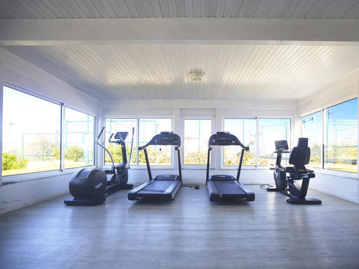 Longevity Cegonha Country Club 17 - Sports and leisure