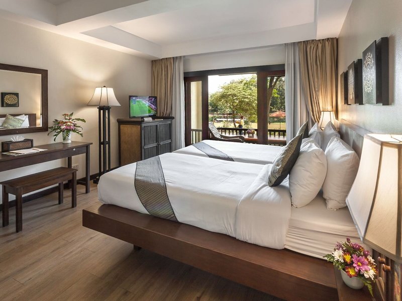 Lanna Dusita Riverside Boutique Resort 11