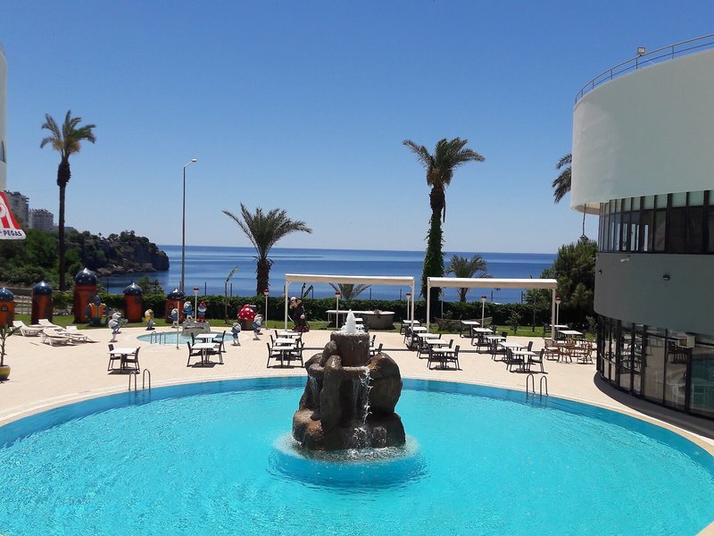 Cender Hotel 18