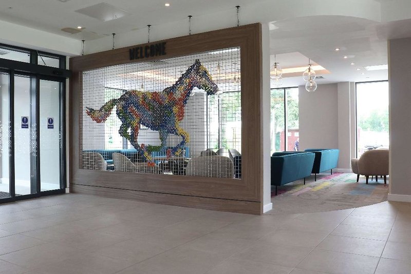 Hampton By Hilton Hamilton Park
