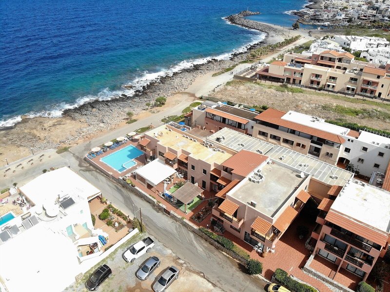 Koutrakis Suites 4