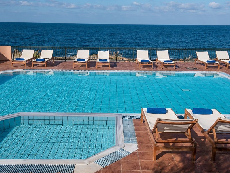 Koutrakis Suites 5