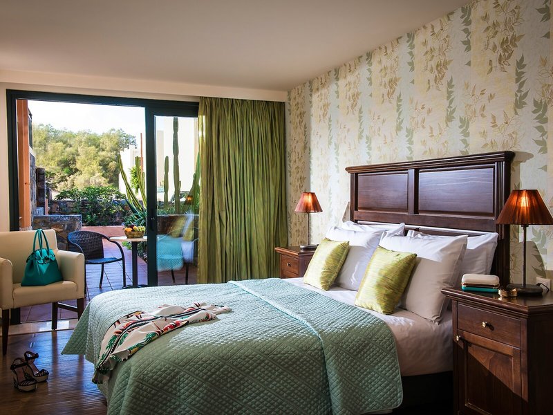 Koutrakis Suites 10