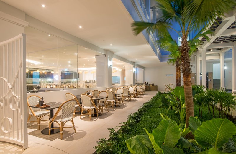 Centara Ao Nang Beach Resort & Spa Krabi 7