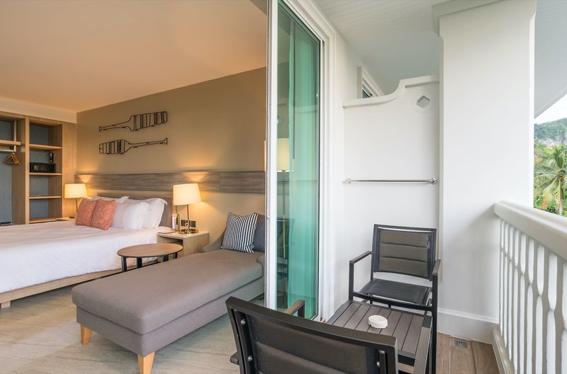 Centara Ao Nang Beach Resort & Spa Krabi 9
