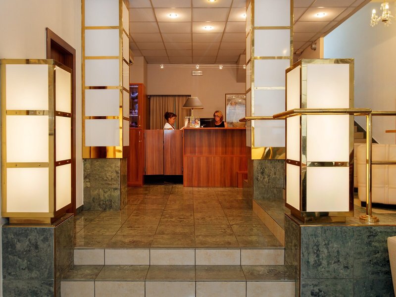 Central Hotel Prague 9