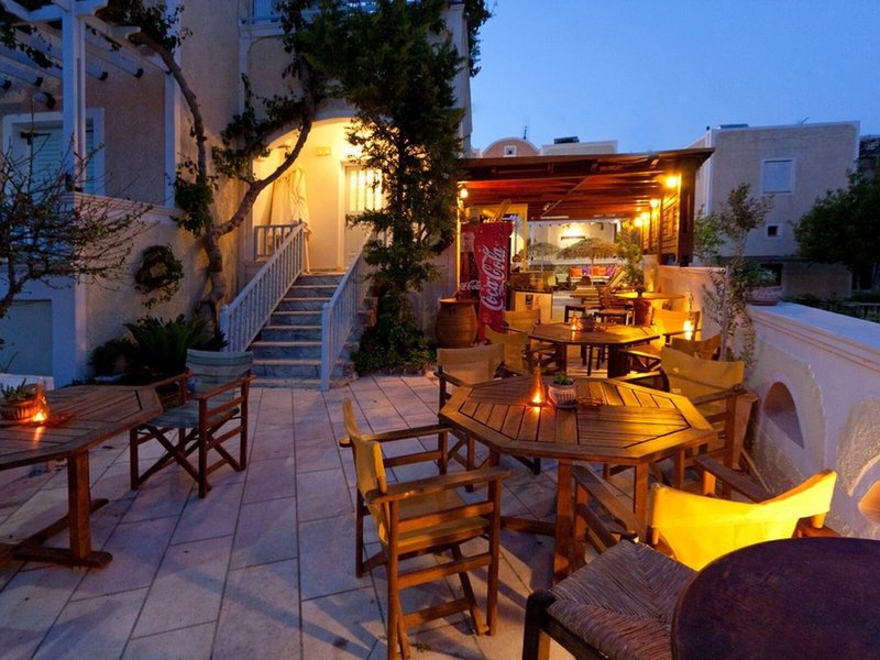 Sellada Apartments 17