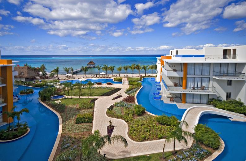 Secrets Aura Cozumel 6