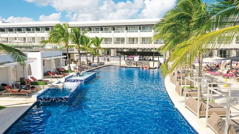 Royalton CHIC Punta Cana, An Autograph Collection 16