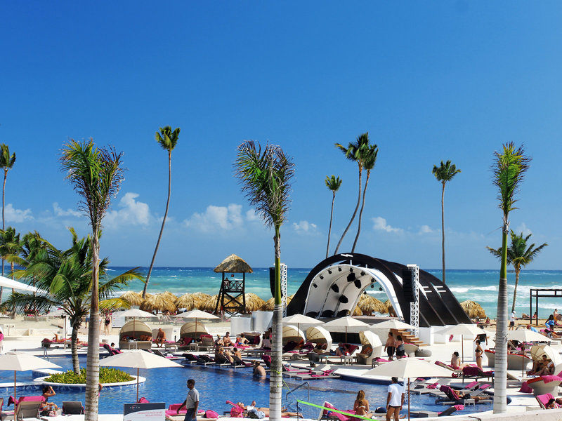 Royalton CHIC Punta Cana, An Autograph Collection 8