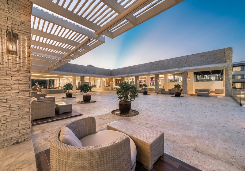 Royalton CHIC Punta Cana, An Autograph Collection 4