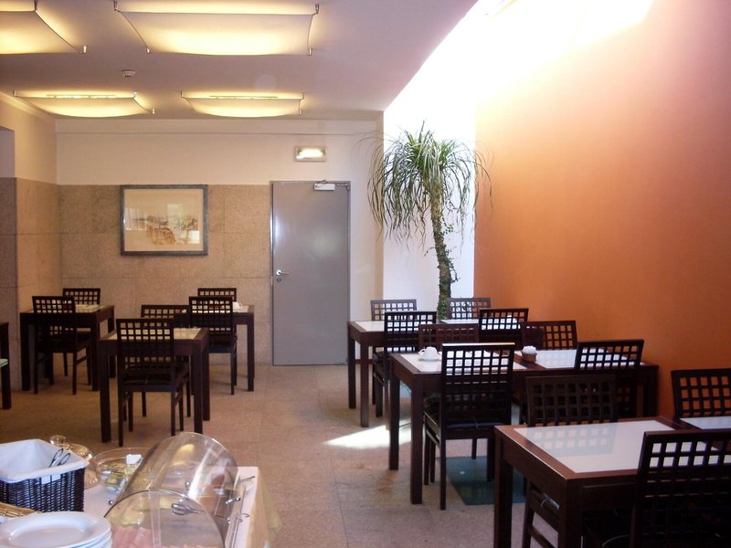 Flag Hotel Barcelos 6