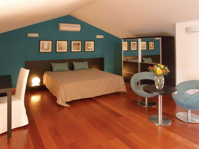 Baía da Luz 42 - Room Example