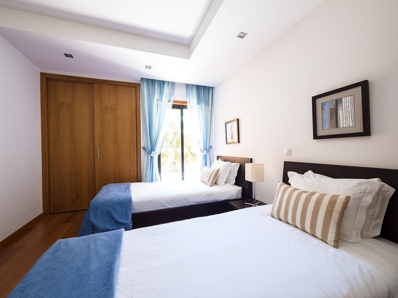 Baía da Luz 44 - Room Example