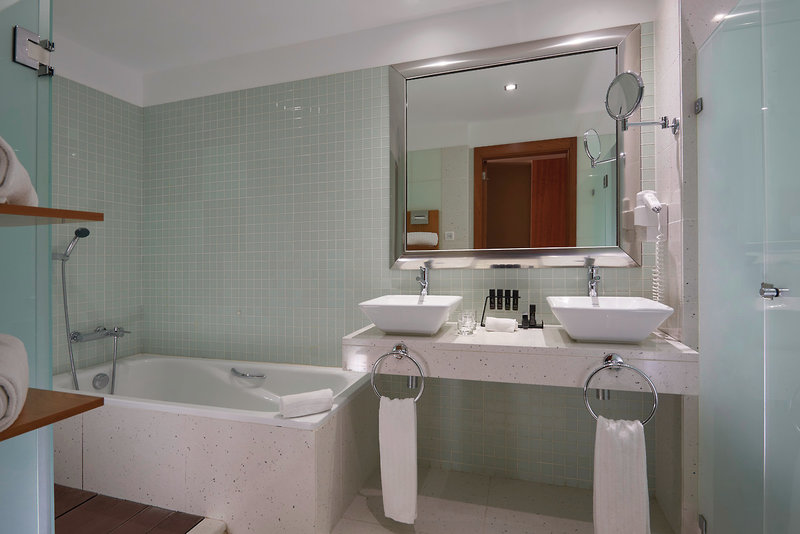 Melia Madeira Mare Hotel & Spa 9