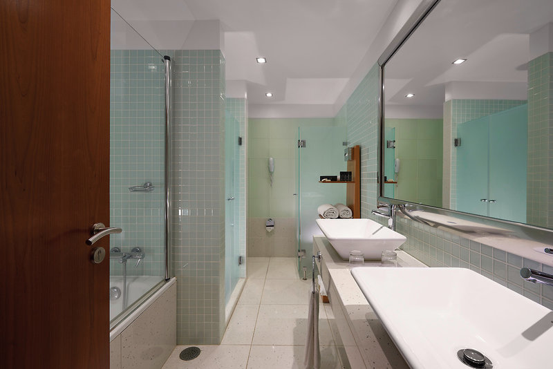 Melia Madeira Mare Hotel & Spa 16