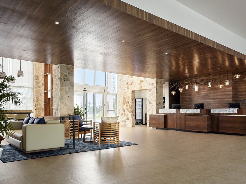 Fairfield Inn & Suites Cancun Airport 9