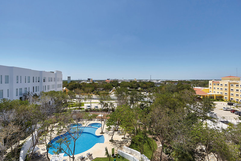 Fairfield Inn & Suites Cancun Airport 3 - Outdoor Pool