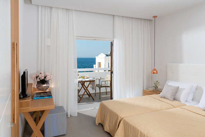 Maritimo Beach Hotel 10