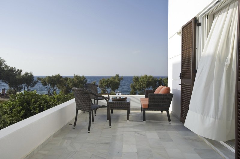 Maritimo Beach Hotel 15