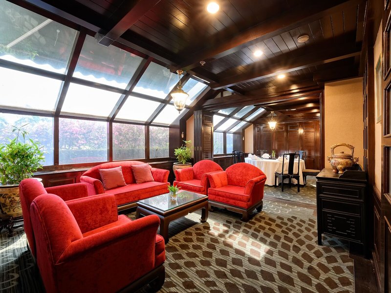 Centara Grand at Central Plaza Ladprao 15