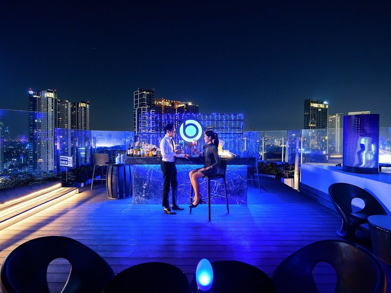 Centara Grand at Central Plaza Ladprao 35