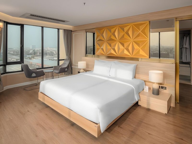 Alexander Hotel Bangkok 3