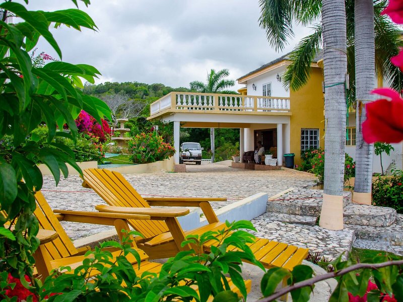 Emerald View Resort Villa 1