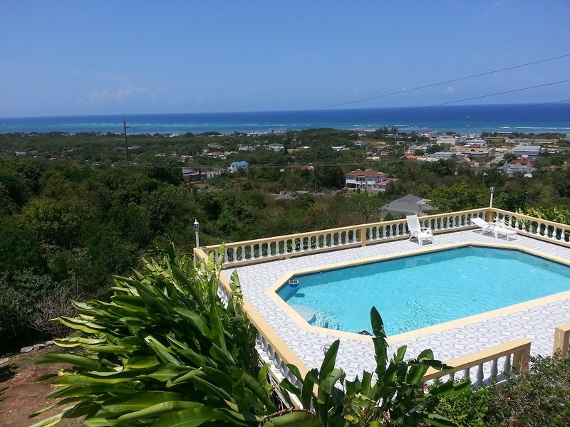 Emerald View Resort Villa 9