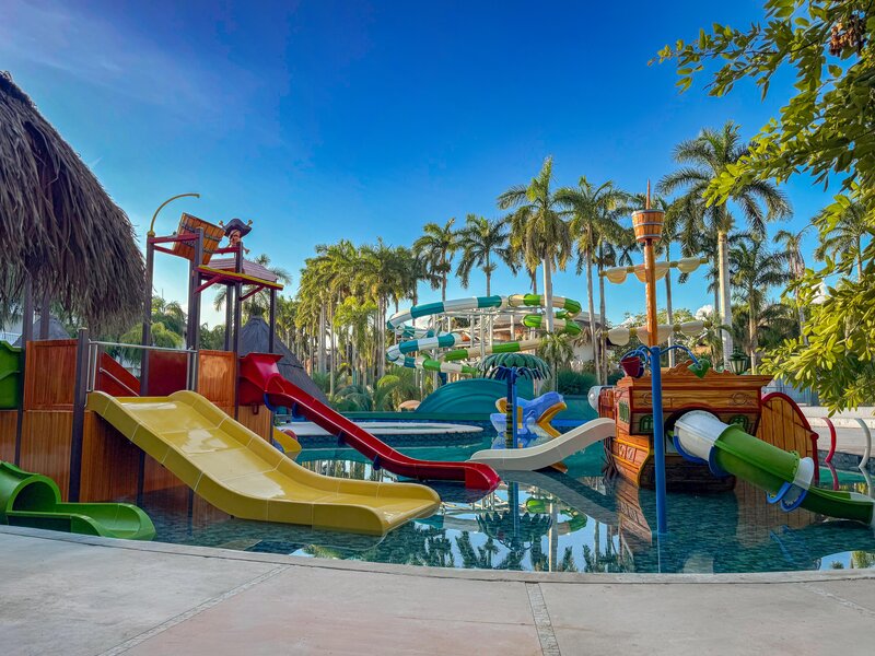 Grand Sunset Princess All Suites & Spa Resort 17